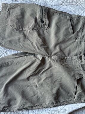 Eddie Bauer Khaki Cargo Shorts Nylon Spandex Lightweight Stretch Outdoor Men